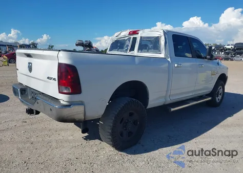 2018 Ram 2500 Slt 4X4 6'4 Box z USA, uszkodzony, nr VIN 3C6UR5DL1JG242616